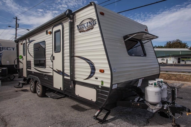 2017 Coachmen Viking Ultra-Lite 21FQ