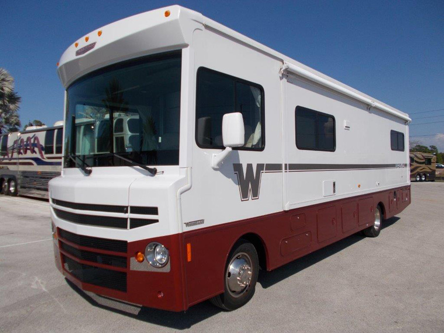 2015 Winnebago Brave