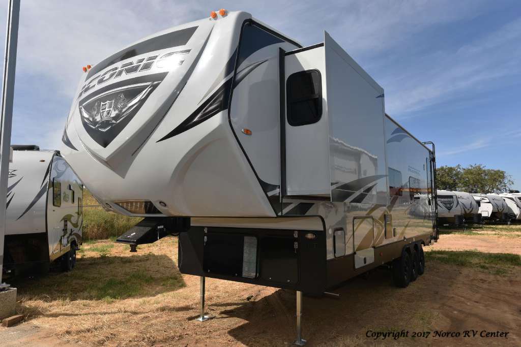 2018 Eclipse ICONIC 3419CL