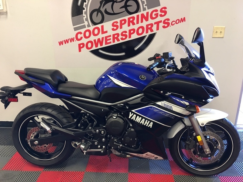 2013 Yamaha FZ6R Two Tone