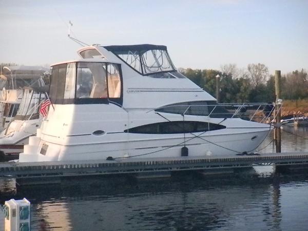 2002 Carver 346 Motor Yacht