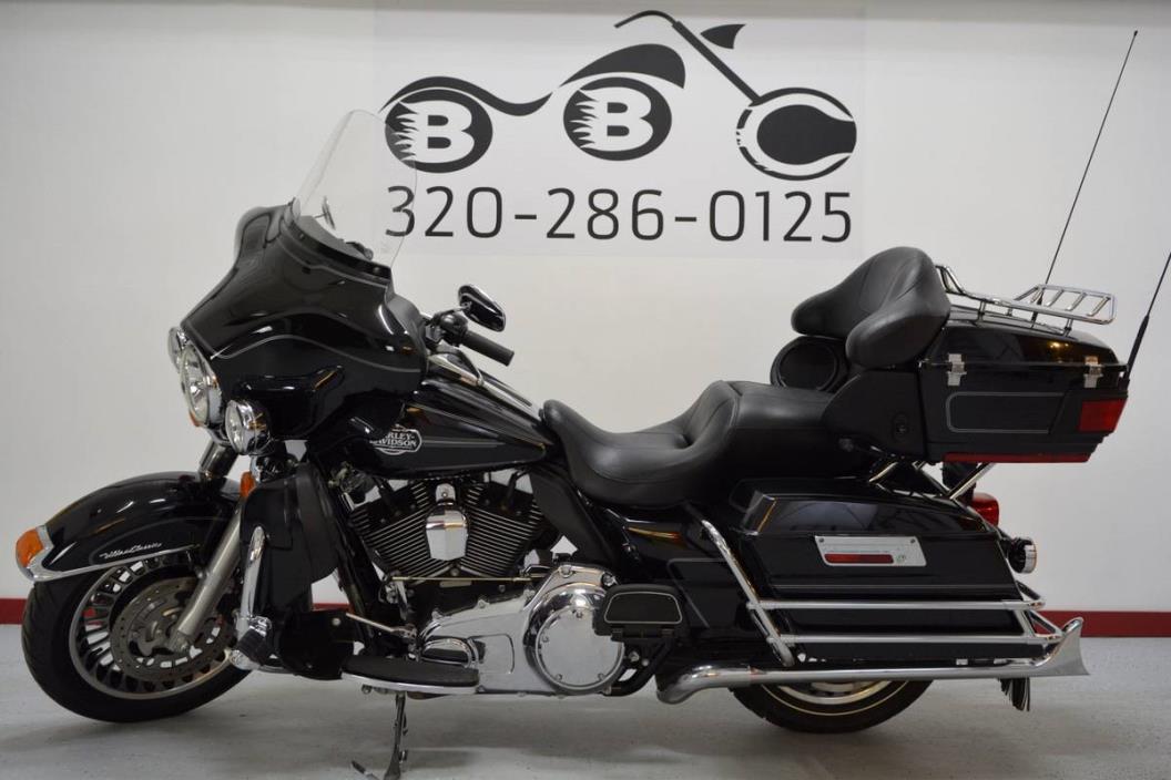 2011 Harley-Davidson FLHTCU ELECTRA GLIDE ULTRA CLASSIC