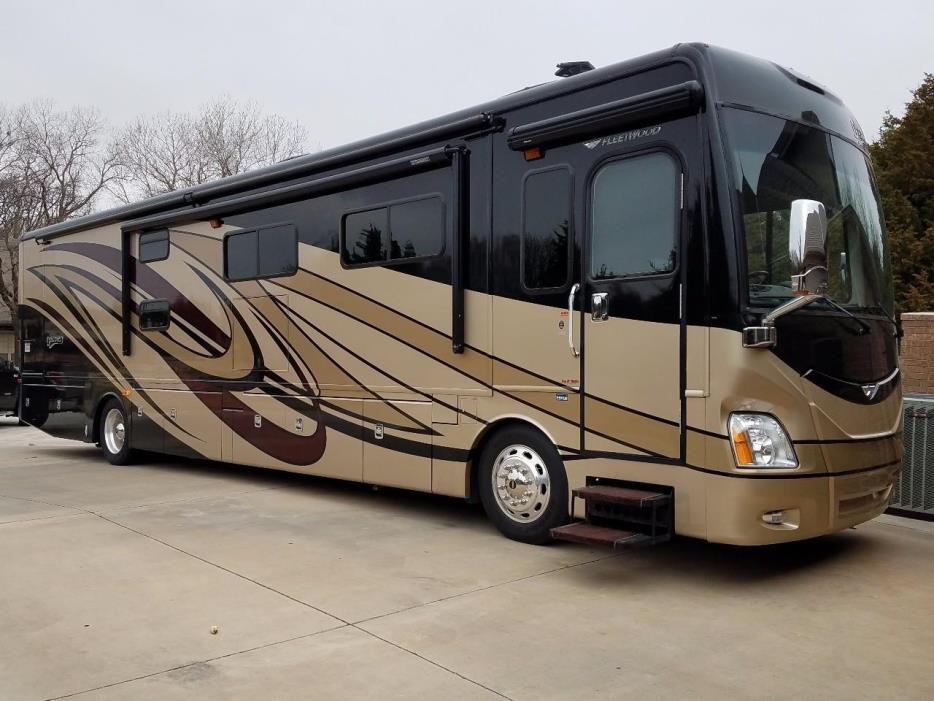 2014 Fleetwood DISCOVERY 40G