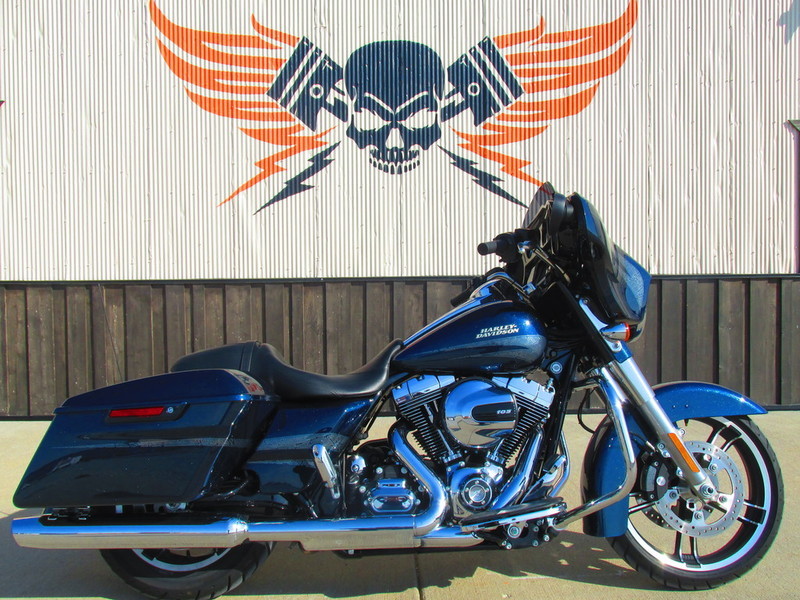 2016 Harley-Davidson FLHXS