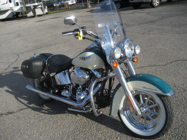 2009 Harley-Davidson Softail Deluxe FLSTN