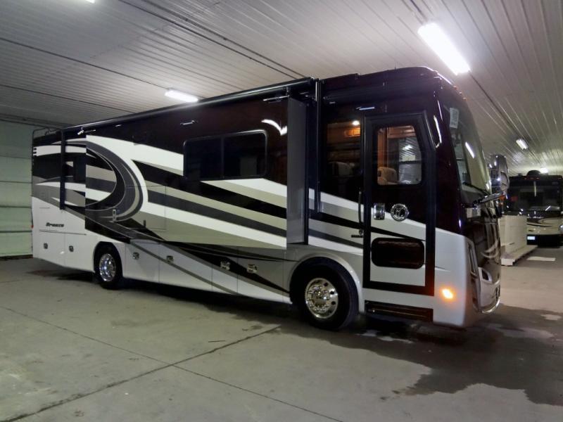 2017 Tiffin Motorhomes Allegro Breeze 31 BR