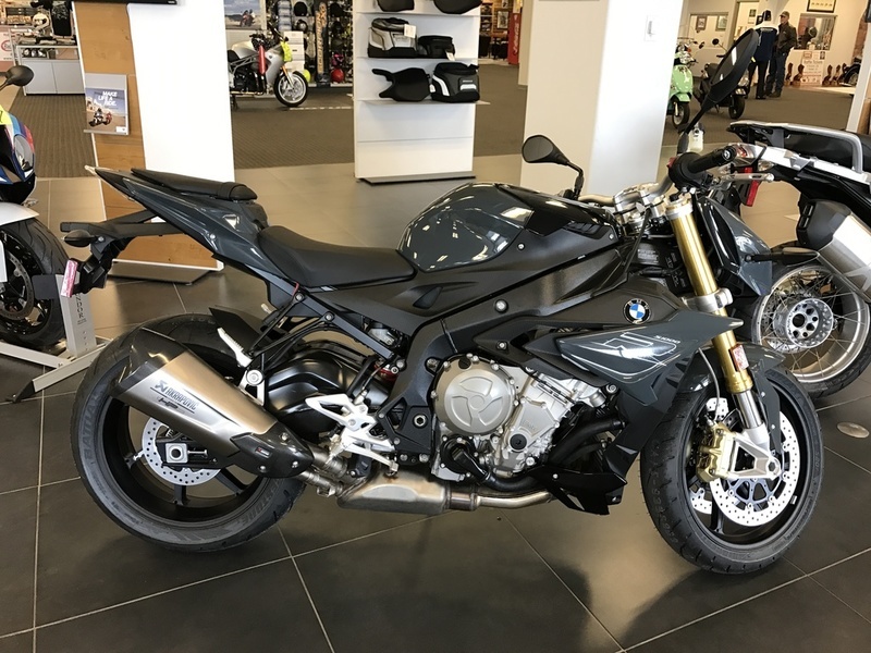 2017 BMW S 1000 R