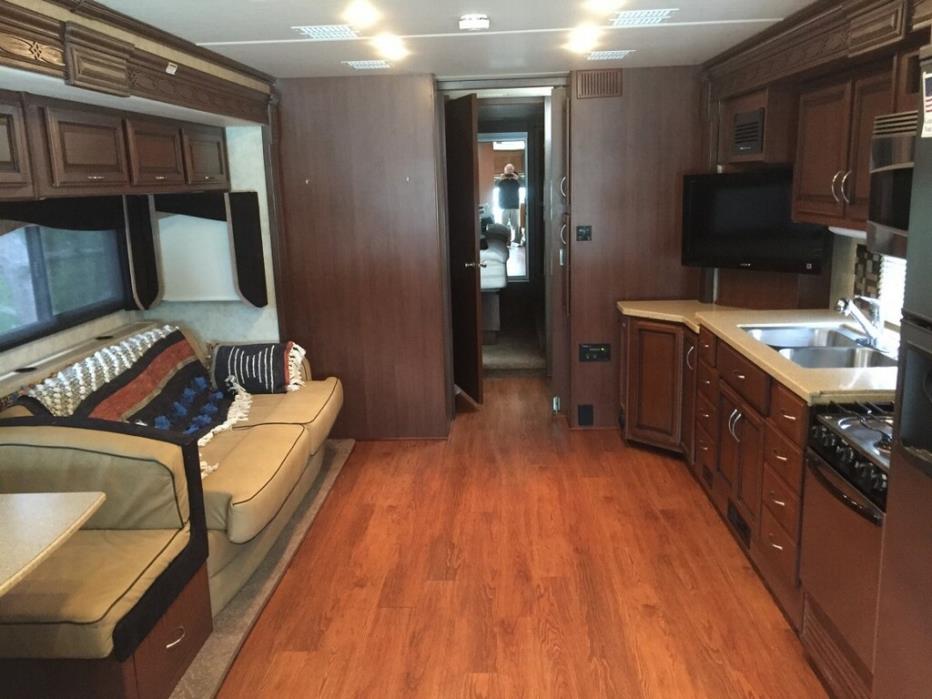 2011 Fleetwood EXPEDITION 36M
