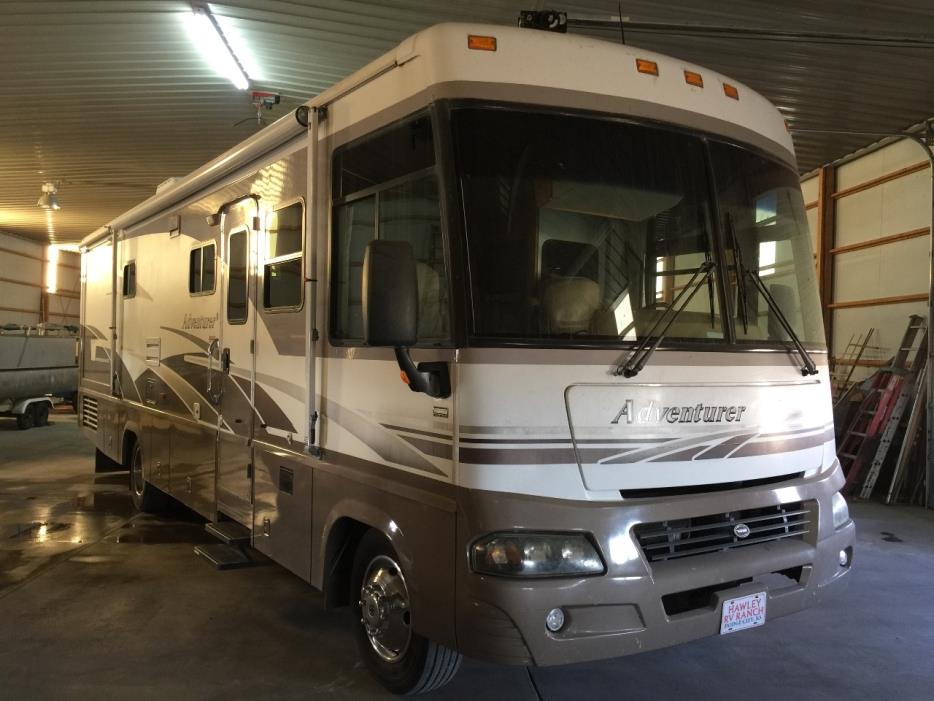 2005 Winnebago ADVENTURER 33V