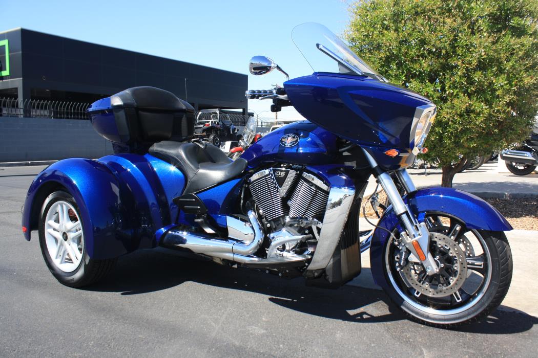 2011 Victory Cross Country California Side Car T