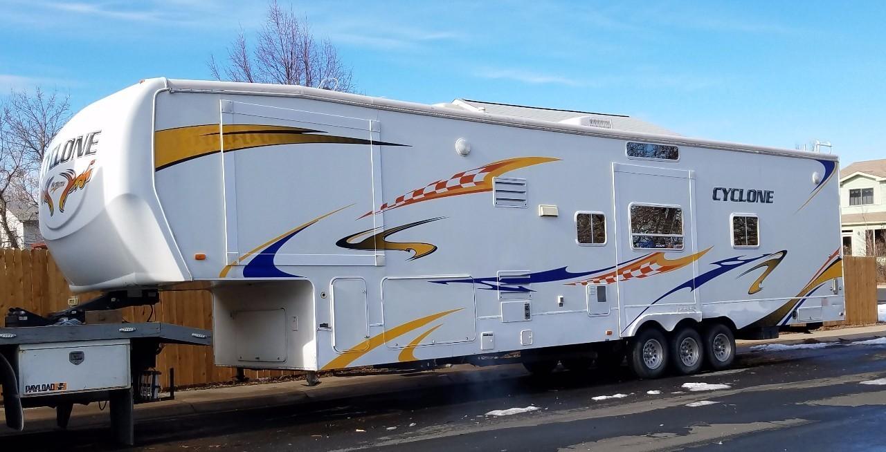 2008 Heartland CYCLONE 4012