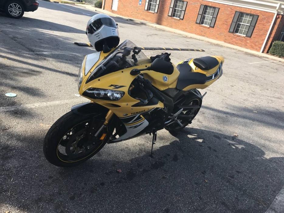 2006 Yamaha YZF R1