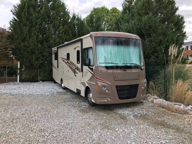 2016 Winnebago VISTA 31KE