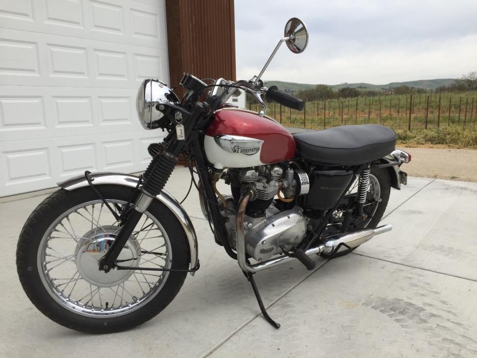 1966 Triumph BONNEVILLE T120R