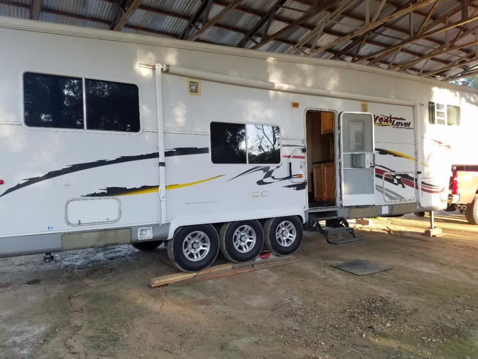 2004 Holiday Rambler NEXT LEVEL 37CK