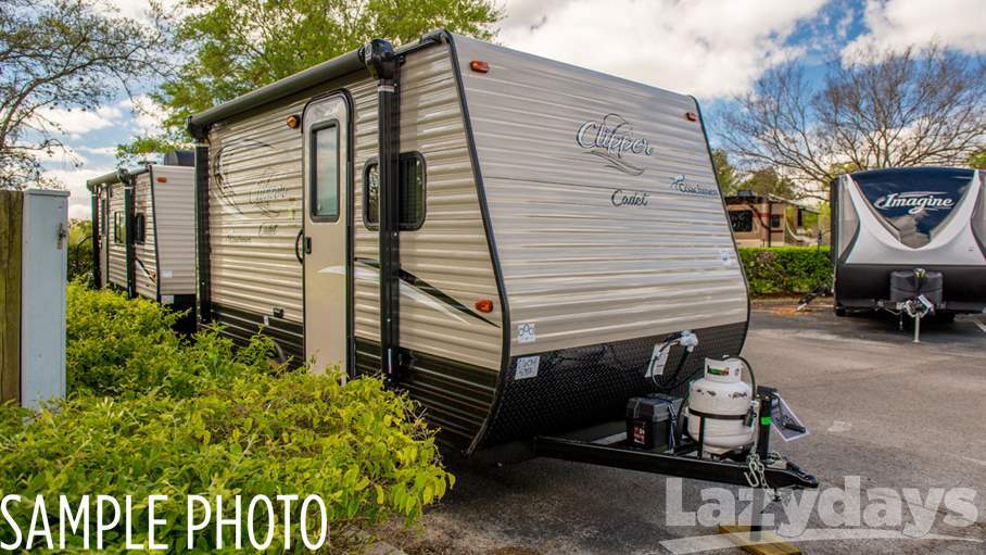 2017 Coachmen Catalina LE 333BHTS CK