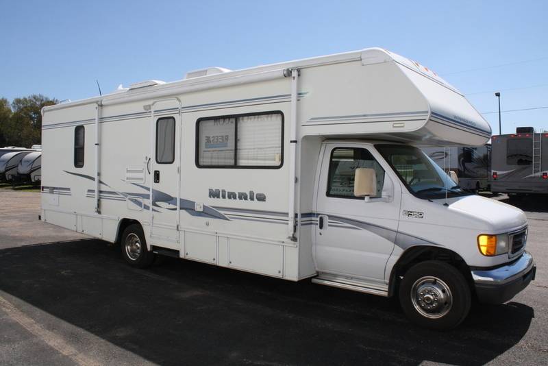 2003 Winnebago WINNIE 29B