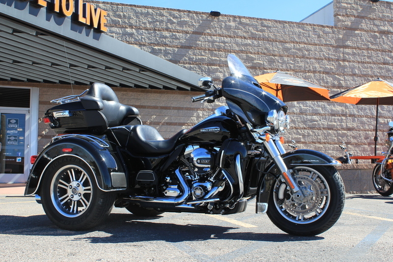 2014 Harley-Davidson FLHTCUTG - Tri Glide Ultra