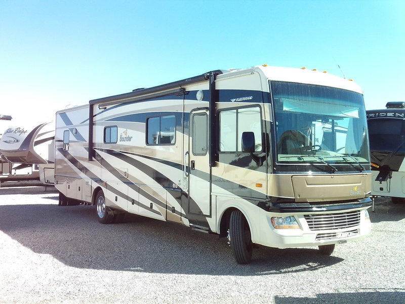 2008 Fleetwood null Bounder 38P