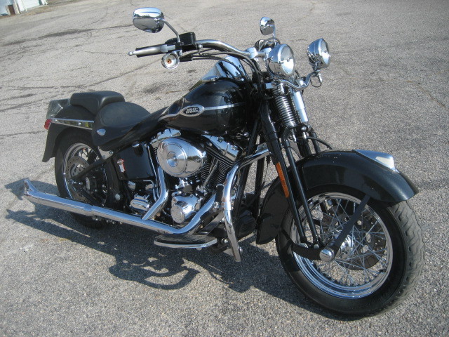 2005 Harley-Davidson Softail Heritage Springer FLSTS