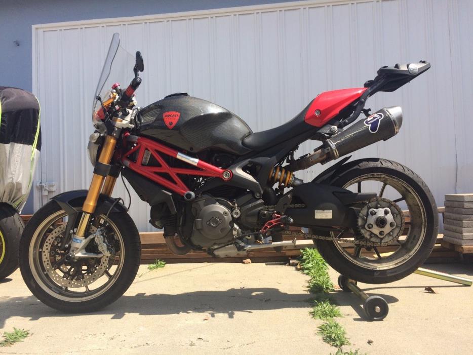 2009 Ducati MONSTER 1100S