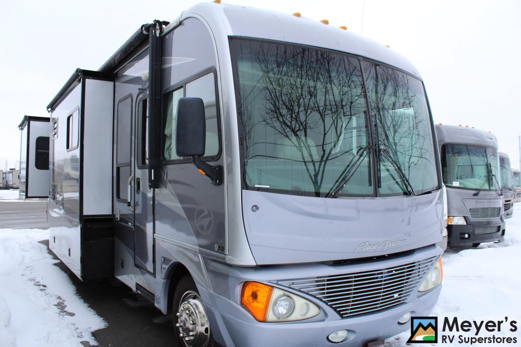 2005 Fleetwood PACE ARROW 37C