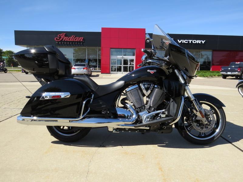 2016 Victory Cross Country Tour Gloss Black