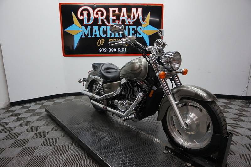 2006 Honda Shadow Sabre - VT1100C2