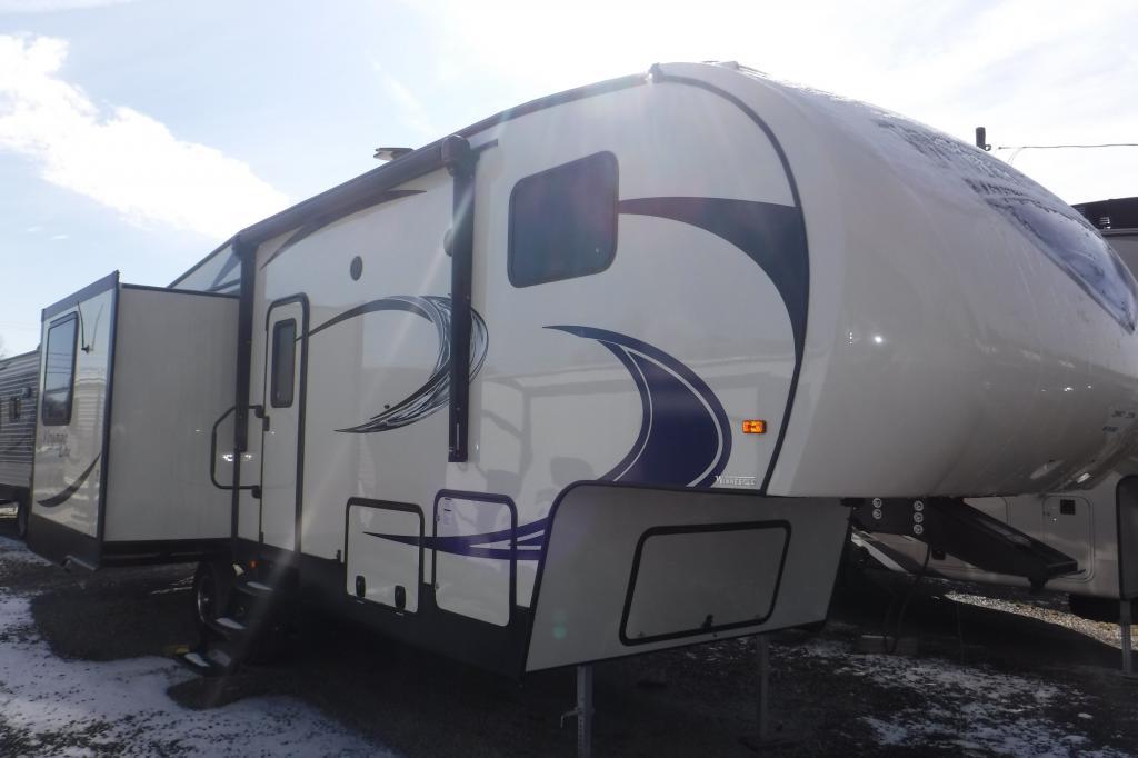 2017 Winnebago Voyage 28 SGS