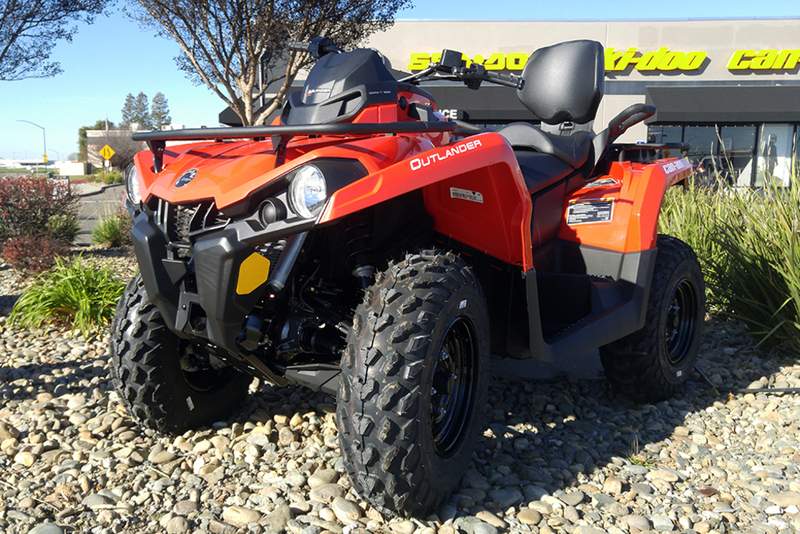 2017 Can-Am Outlander DPS 570