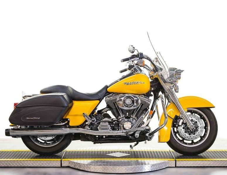 2006 Harley-Davidson FLHRS - Road King Custom