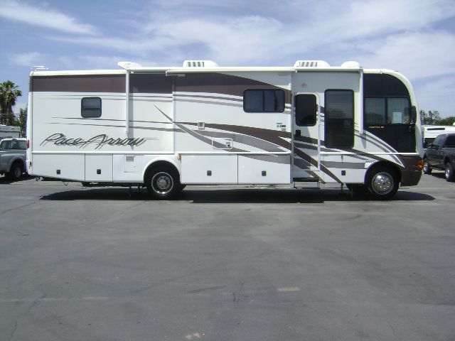 2004 Pace Arrow Fleetwood 36B