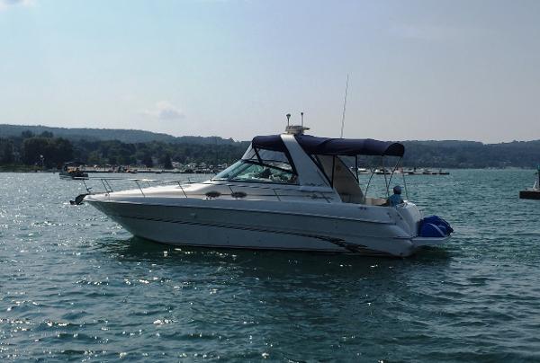 1998 Sea Ray 310 Sundancer