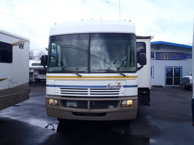 2003 Fleetwood Bounder Class A Motorhome 36 Foot w/ Two Slides Low Mil