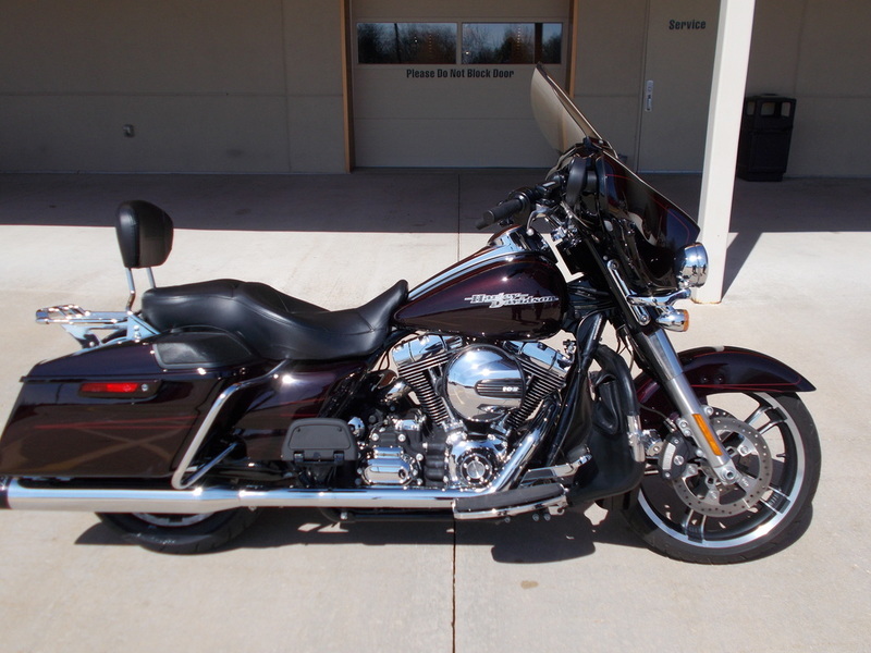 2014 Harley-Davidson FLHXS - Street Glide Special