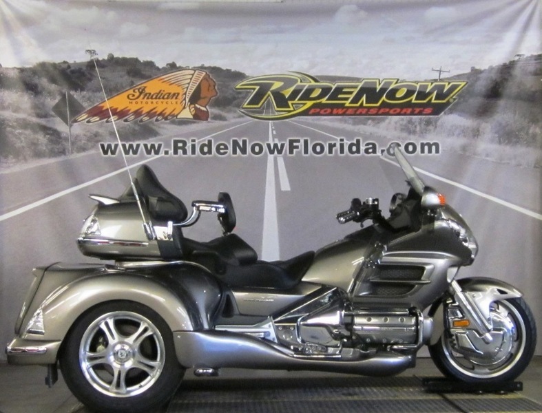 2006 Honda Gold Wing Premium Audio