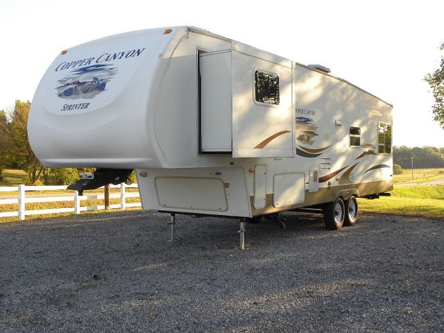 2006 Keystone Copper Canyon 302RLS