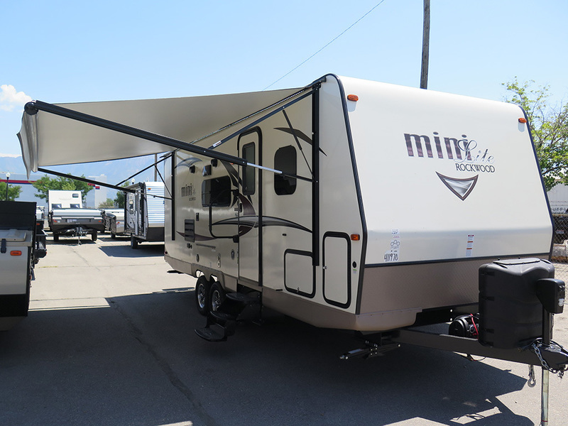 2017 Forest River Rockwood Mini Lite 2504S