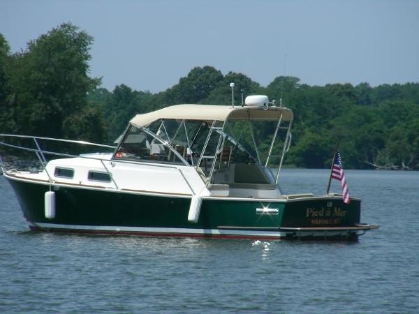 2005 Legacy Yachts 28