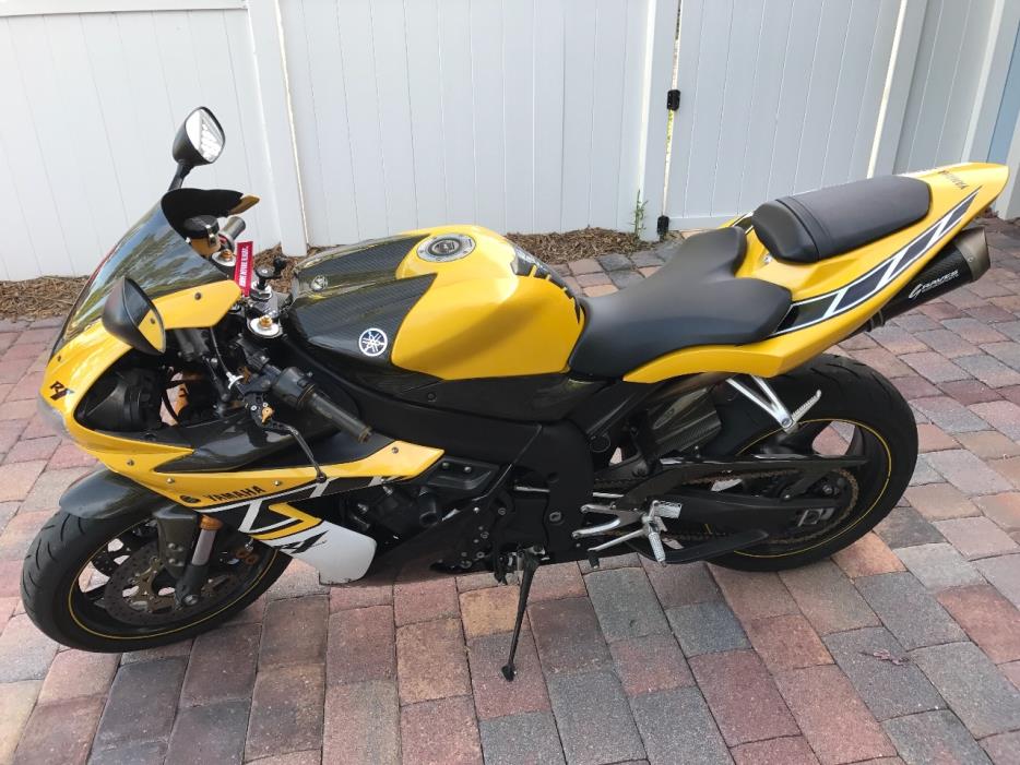 2006 Yamaha YZF R1