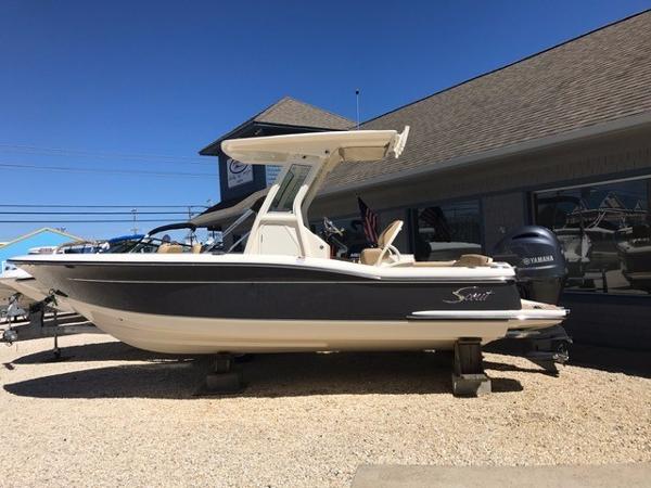 2017 Scout Boats 225 XSF