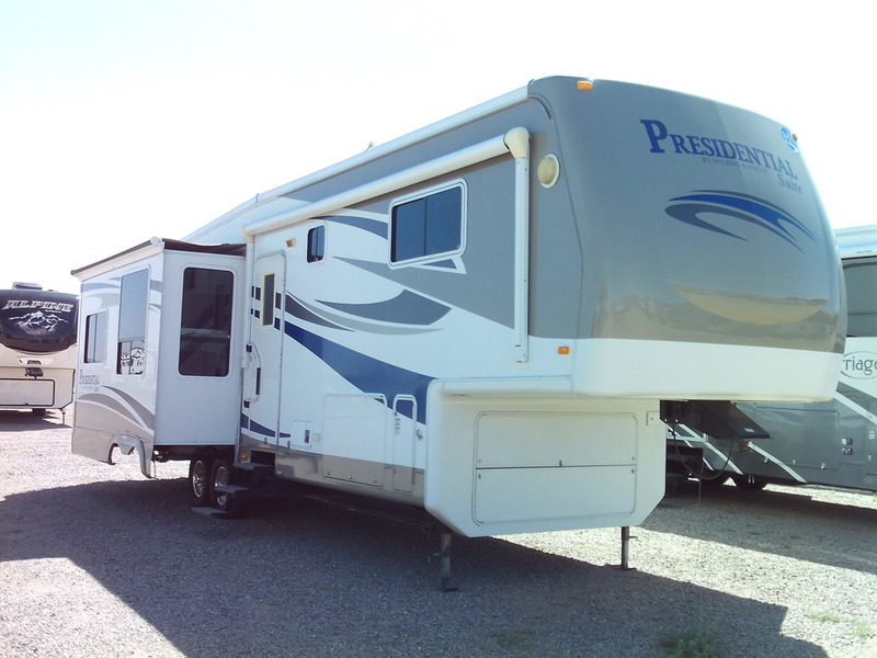 2009 Holiday Rambler Presidential M-36RLT