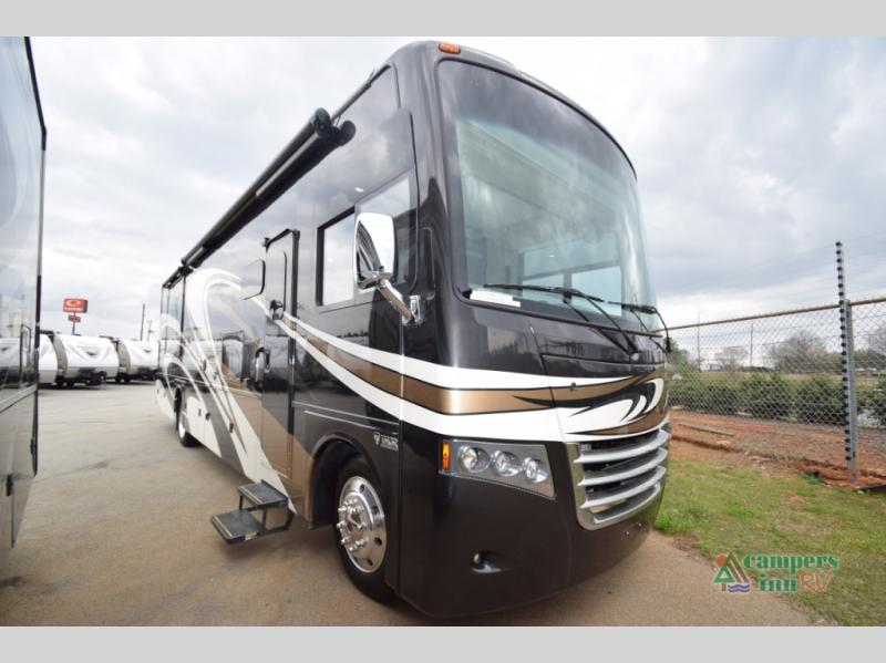 2017 Thor Motor Coach Miramar 34.1