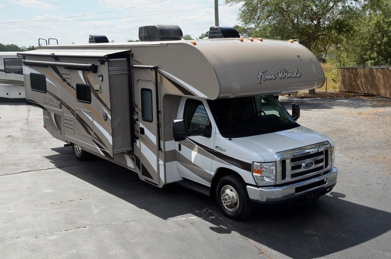 2015 Thor Motor Coach Four Winds 28F Ford