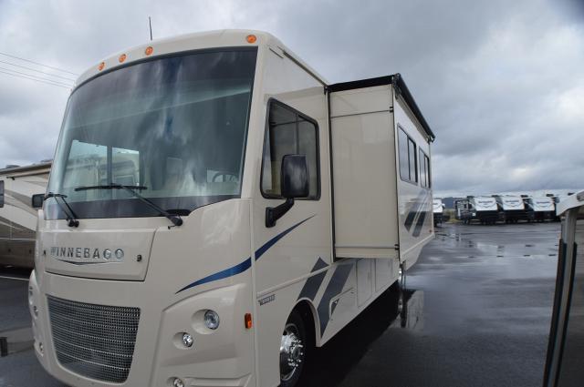 2017 Winnebago Vista 32YE