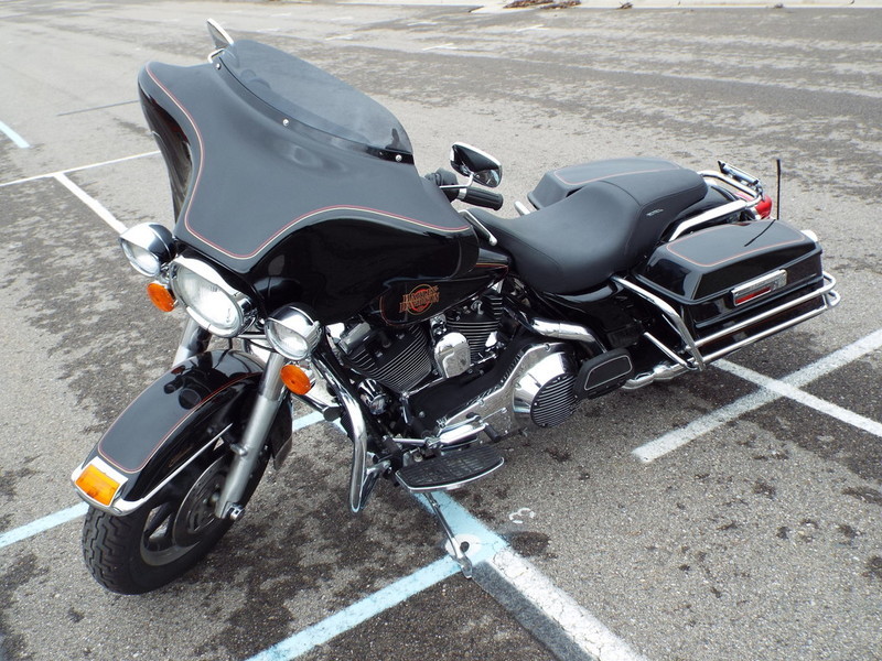 2002 Harley-Davidson FLHTC