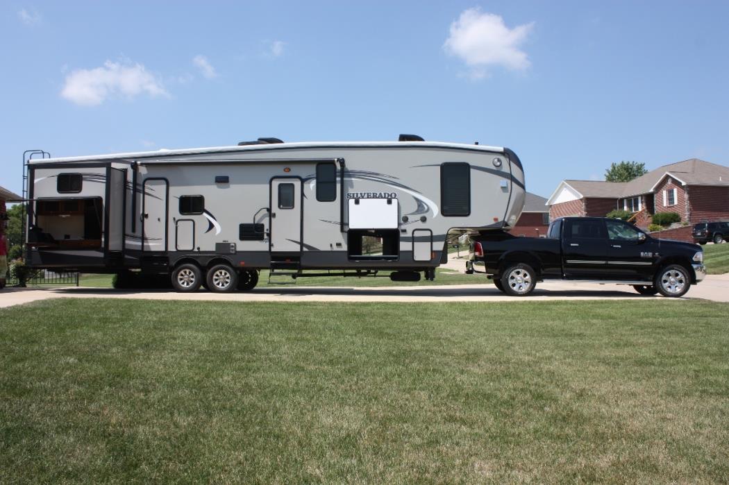 2014 Heartland SILVERADO 37QB W/ 4SLDS