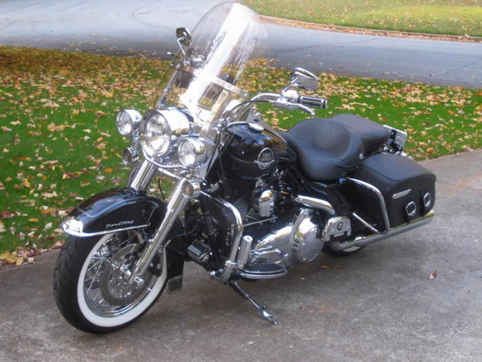 2009 Harley-Davidson ROAD KING CLASSIC