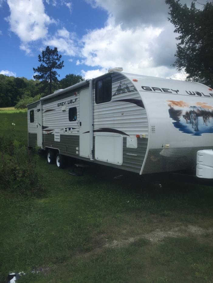 2013 Forest River CHEROKEE GREY WOLF 29BH