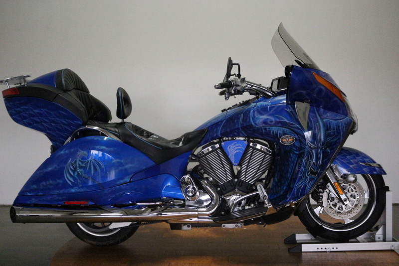 2009 Victory Vision Tour Premium